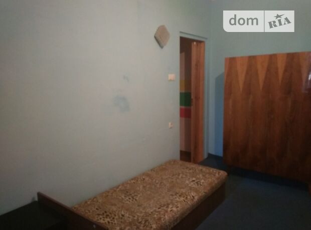 Rent a room in Lutsk per 1000 uah. 