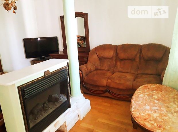 Rent daily an apartment in Khmelnytskyi on the St. Podilska per 450 uah. 