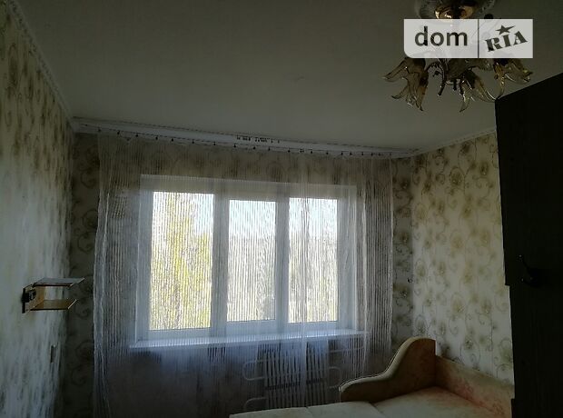 Rent a room in Odesa on the St. Dobrovolskoho per 2400 uah. 