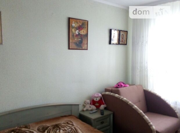 Rent an apartment in Chernivtsi on the St. Shevchenka Tarasa per 3500 uah. 