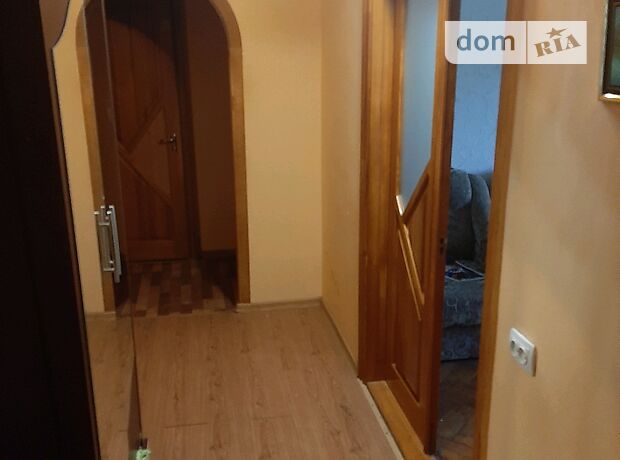 Rent an apartment in Rivne per 6200 uah. 