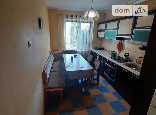 Rent an apartment in Rivne per 6200 uah. 