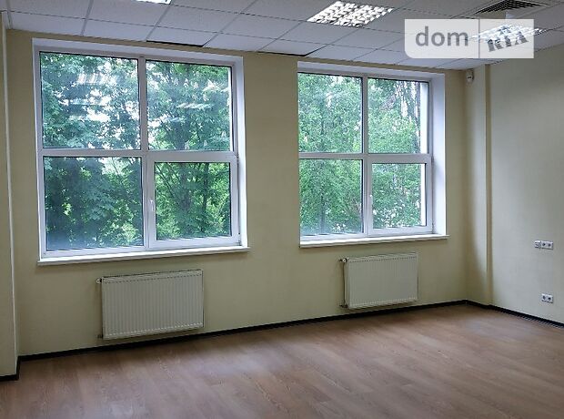 Rent an office in Kyiv near Metro Lukyanivska per 11070 uah. 