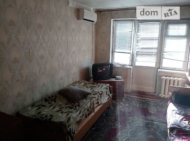 Rent an apartment in Kryvyi Rih on the St. Lermontova 3 per 3500 uah. 