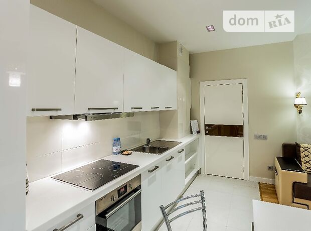 Rent daily an apartment in Mykolaiv on the St. Moskovska per 800 uah. 