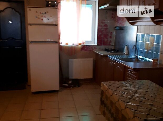 Rent a house in Odesa in Suvorovskyi district per 4000 uah. 