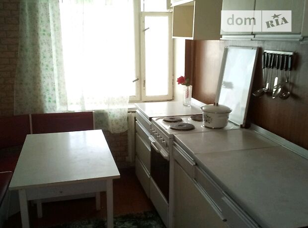 Rent an apartment in Odesa in Malynovskyi district per 4200 uah. 