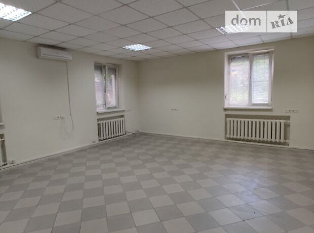 Rent an office in Kyiv on the St. Derevlianska 10 per 35000 uah. 