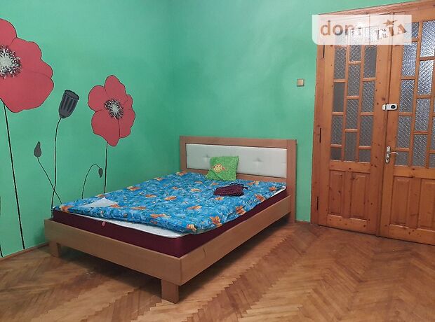 Rent daily an apartment in Ivano-Frankivsk per 300 uah. 