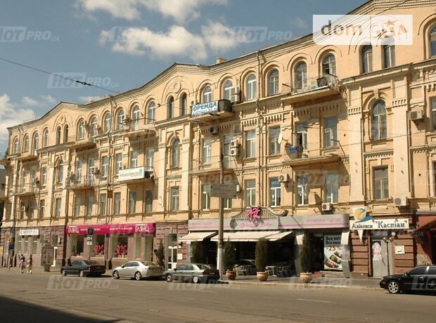 Rent an office in Kyiv on the St. Bulvarno-Kudriavska per 9500 uah. 