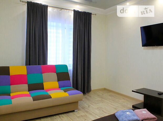 Rent daily an apartment in Kharkiv on the lane Lopatynskyi per 600 uah. 