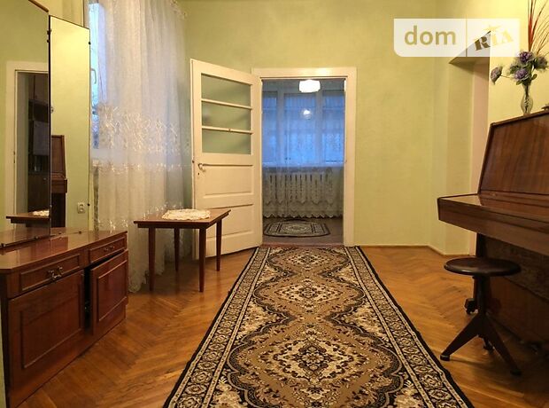 Зняти квартиру в Мукачевому на вул. Карпенка Карого за 8451 грн. 