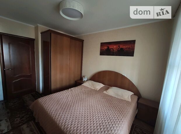Зняти квартиру в Вінниці на вул. 2-й Пирогова за 7500 грн. 