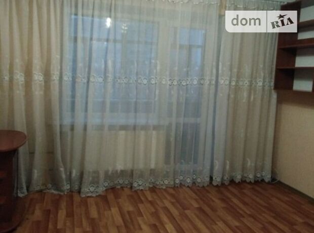 Rent an apartment in Zhytomyr on the Avenue Myru per 4000 uah. 