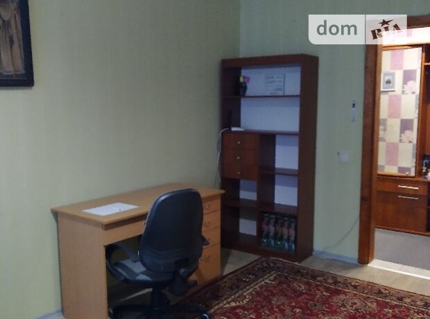 Rent daily a room in Poltava on the St. Panianka per 250 uah. 