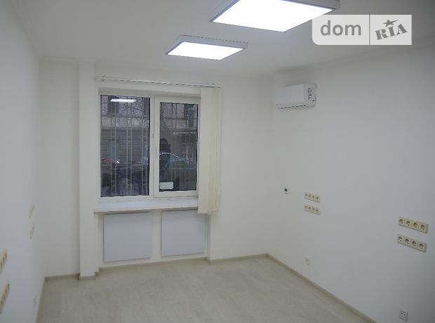 Rent an office in Kyiv on the St. Levandovska 14 per 30000 uah. 
