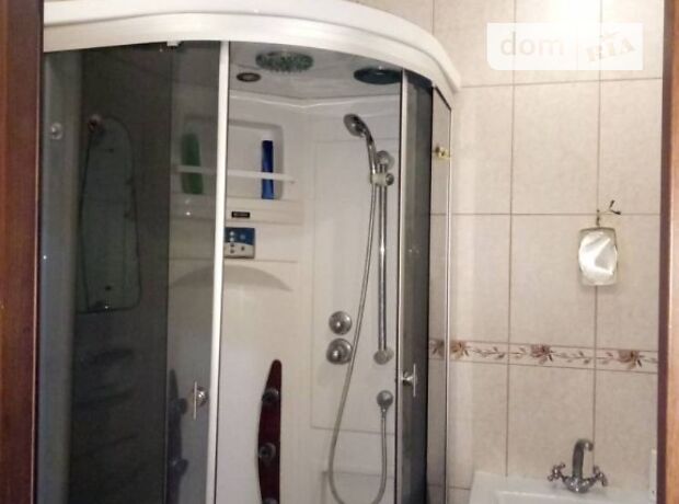 Rent an apartment in Kramatorsk per 2800 uah. 
