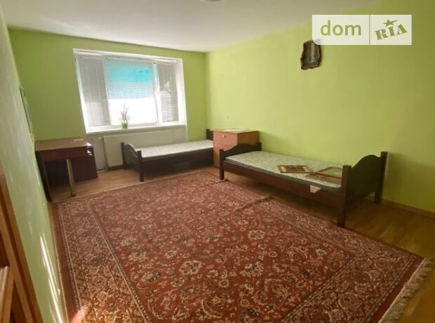 Зняти кімнату в Ужгороді на вул. Легоцького за 2300 грн. 