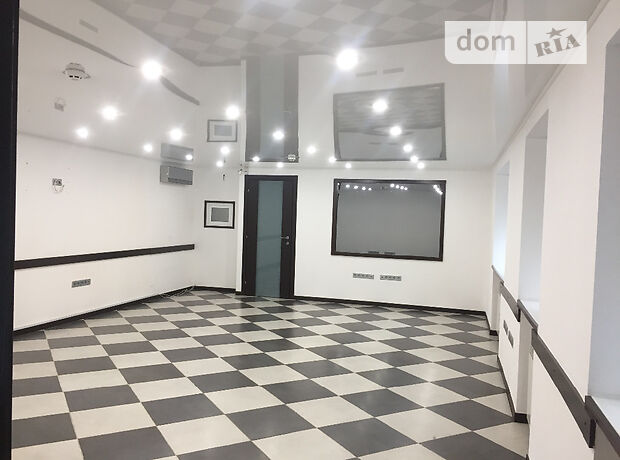 Rent an office in Kyiv on the lane Laboratornyi 2 per 22500 uah. 