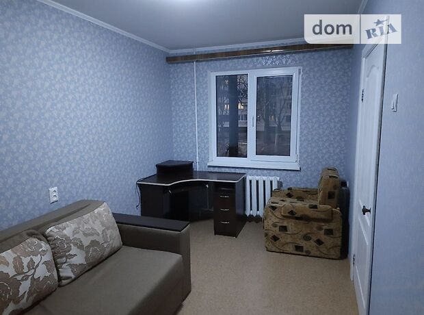 Rent an apartment in Kyiv on the St. Heroiv Sevastopolia per 9500 uah. 