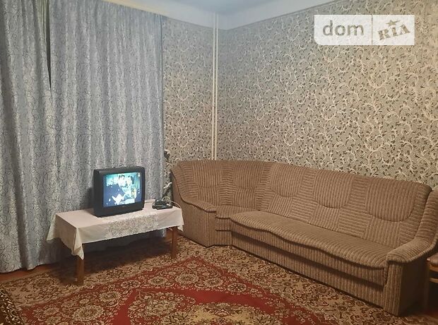 Rent an apartment in Zaporizhzhia on the Avenue Metalurhiv per 5000 uah. 