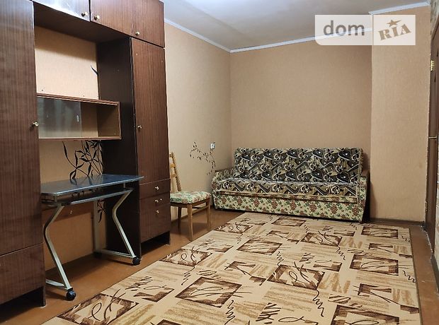 Rent an apartment in Melitopol per 3300 uah. 