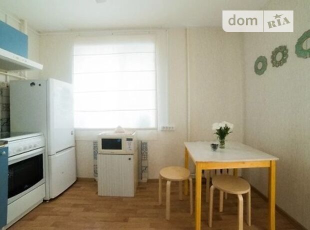 Rent daily an apartment in Dnipro in Tsentralnyi district per 700 uah. 