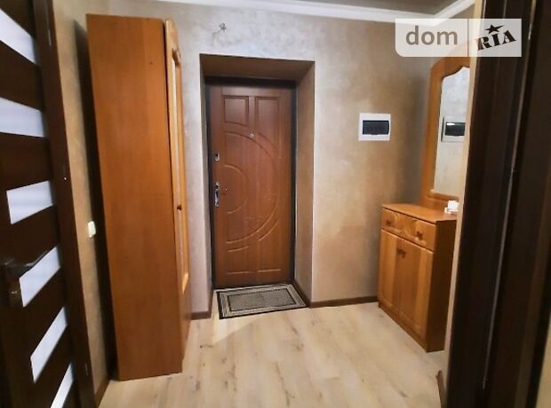 Rent a room in Lutsk on the St. Hlushets 40 per 6500 uah. 