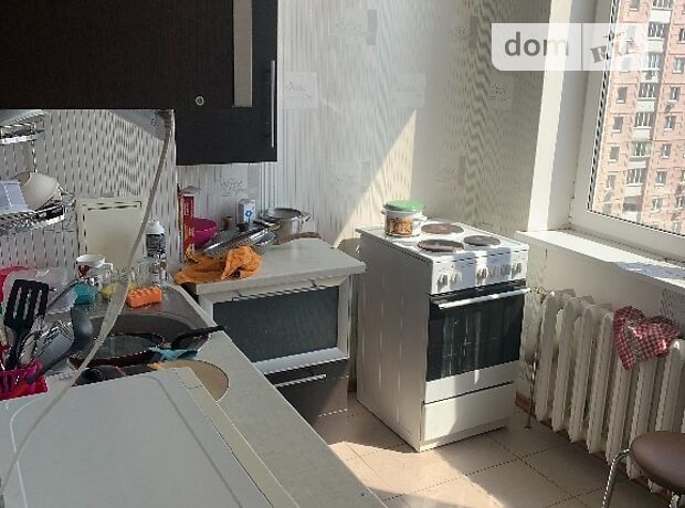 Rent a room in Kyiv near Metro Pozniaki per 4000 uah. 