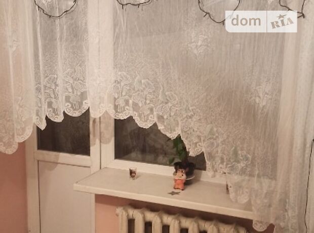 Rent an apartment in Ivano-Frankivsk on the St. Sukhomlynskoho 1 per 2200 uah. 