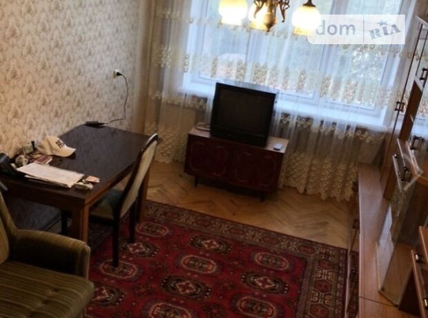 Rent a room in Lutsk on the St. Striletska per 1800 uah. 