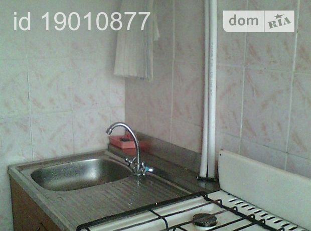Rent an apartment in Kryvyi Rih on the St. Vatutina 78 per 6000 uah. 