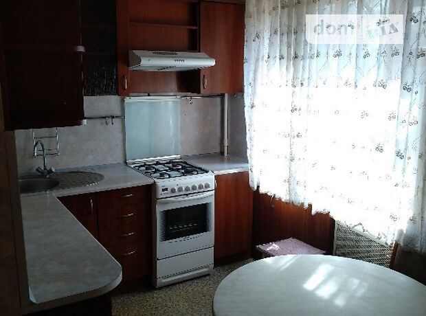 Зняти квартиру в Києві на вул. Вишгородська за 7000 грн. 