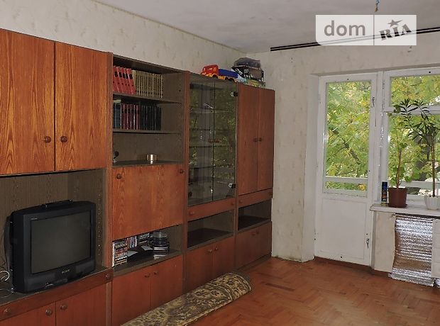 Rent an apartment in Zaporizhzhia on the Avenue Preobrazhenskoho inzhenera 3 per 3000 uah. 