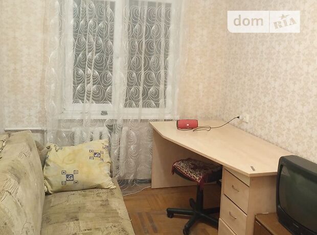 Rent an apartment in Odesa on the St. Ilfa i Petrova per 6000 uah. 