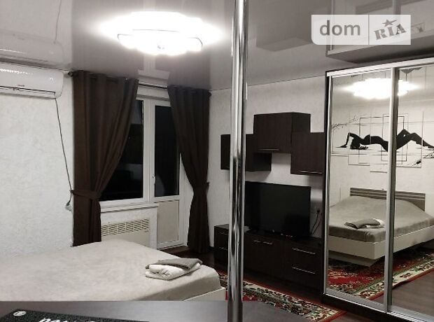Rent daily an apartment in Mykolaiv on the St. 1 Slobidska 2-а per 600 uah. 