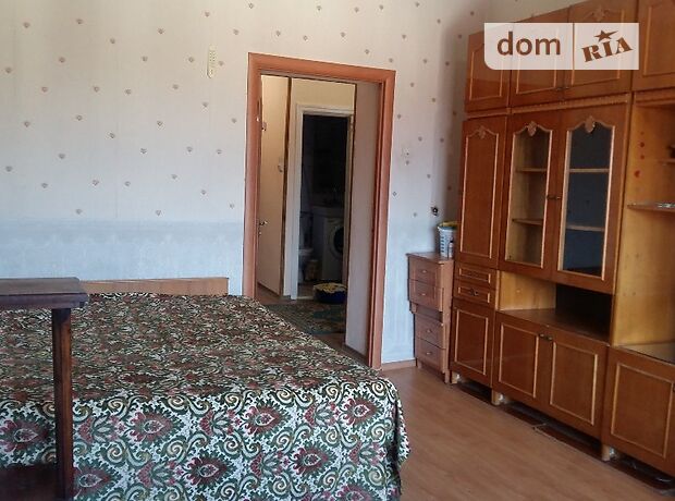 Rent an apartment in Chernivtsi per 6500 uah. 