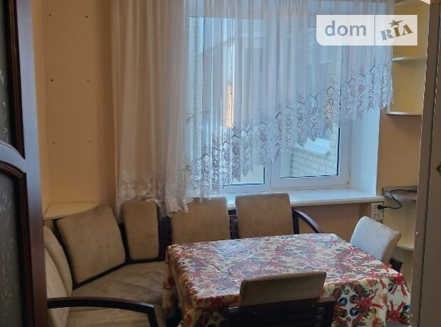 Снять квартиру в Ровне за 8000 грн. 
