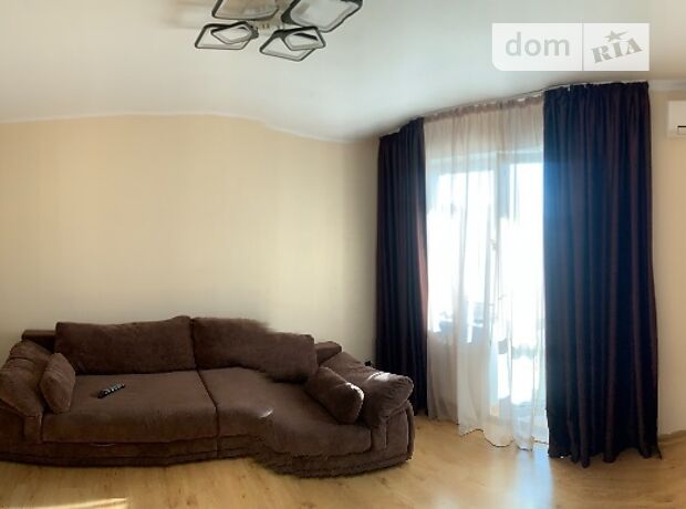 Rent an apartment in Odesa on the St. Dyukivska per 8500 uah. 
