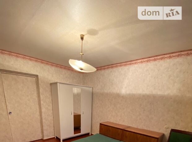 Rent an apartment in Poltava on the St. Nebesnoi Sotni per 7000 uah. 