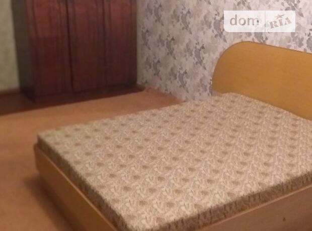 Rent an apartment in Mykolaiv on the St. Lazurna per 2800 uah. 