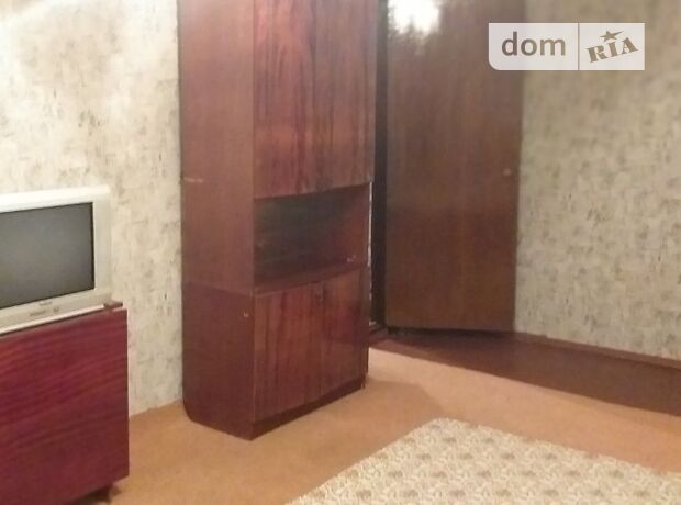 Rent an apartment in Mykolaiv on the St. Lazurna per 2800 uah. 