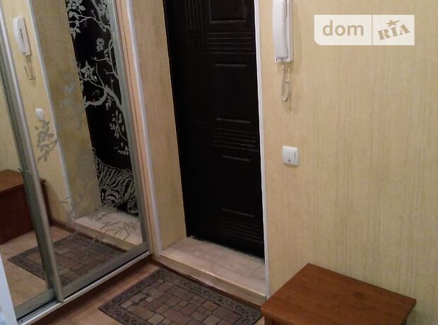 Зняти квартиру в Харкові на вул. Валентинівська 21б за 8427 грн. 