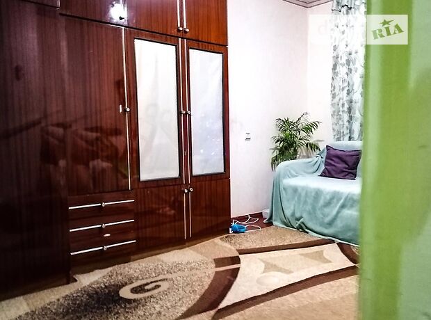 Rent an apartment in Odesa on the Avenue Akademika Hlushka per 5500 uah. 