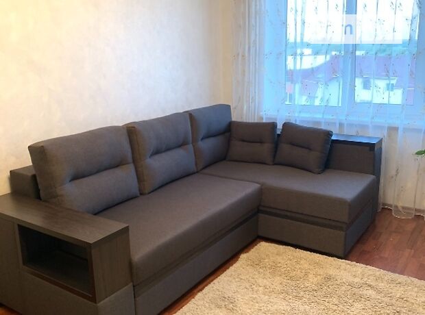 Rent an apartment in Rivne on the St. Bukovynska 12 per 7000 uah. 