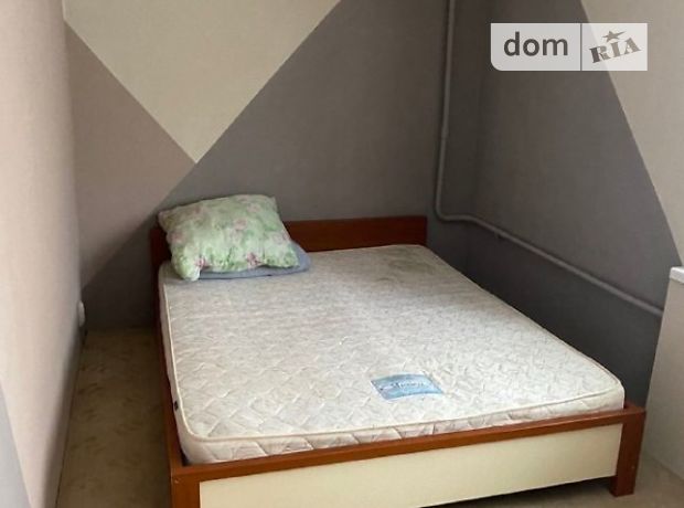 Зняти подобово кімнату в Дніпрі на просп. Гагаріна 125 за 550 грн. 