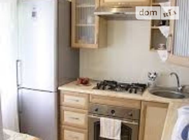Rent daily an apartment in Uman on the St. Hrushevskoho 32 per 400 uah. 