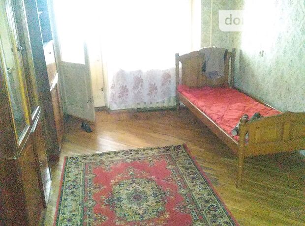 Rent an apartment in Odesa in Malynovskyi district per 4500 uah. 