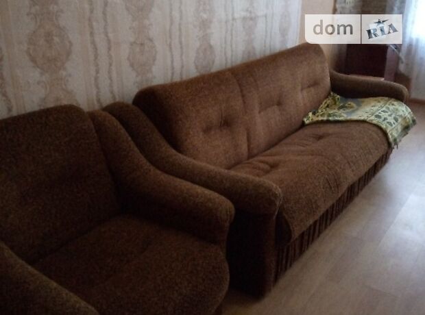 Rent a room in Rivne on the St. Fabrychna per 2000 uah. 