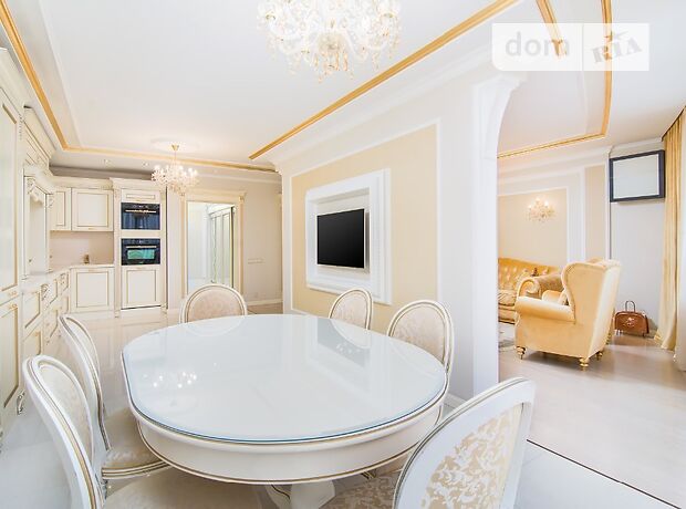 Rent an apartment in Kyiv near Metro Goloseevskaya per 90782 uah. 